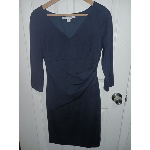 Diane von Furstenberg Navy Blue Fitted  Dress sz 8 Dvf Bevin Three Quarters - Picture 1 of 10